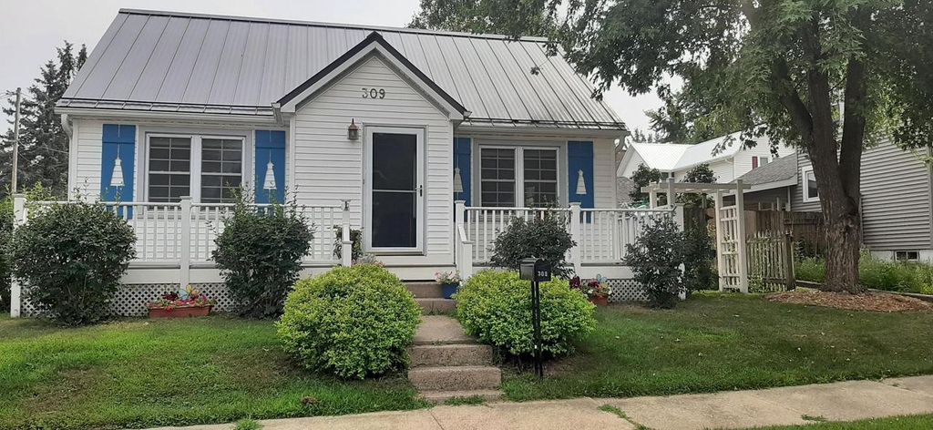 309 E Monowau STREET, Tomah, WI 54660