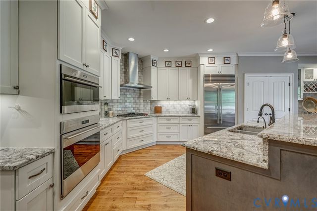 12700 Dell Hill Ct, Chester, VA 23831