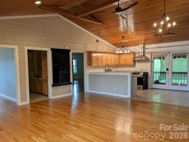 59 Ck Cabin Drive, Hot Springs, NC 28743