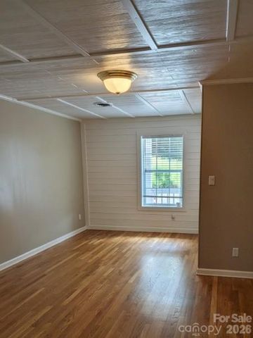 59 Ck Cabin Drive, Hot Springs, NC 28743
