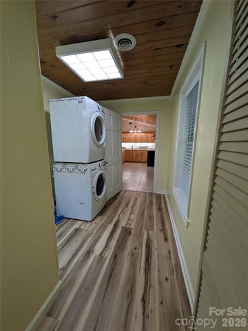 59 Ck Cabin Drive, Hot Springs, NC 28743