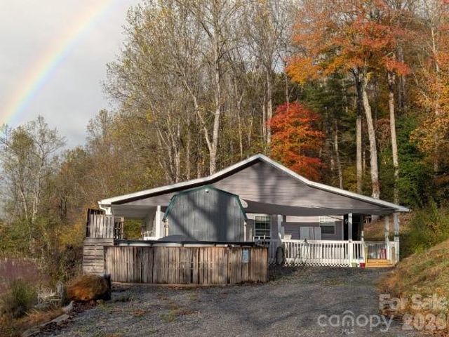 59 Ck Cabin Drive, Hot Springs, NC 28743