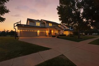 410 Oakwood Court, Altoona, IA 50009