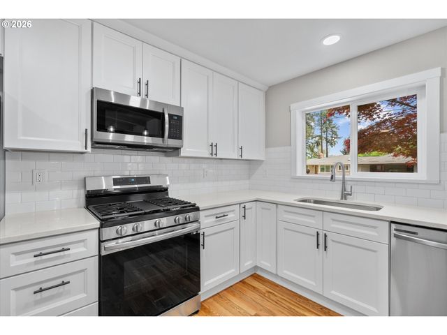 11345 Sw 92ND Ave, Portland, OR 97223