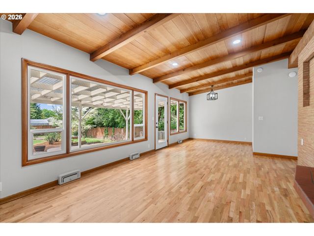 11345 Sw 92ND Ave, Portland, OR 97223
