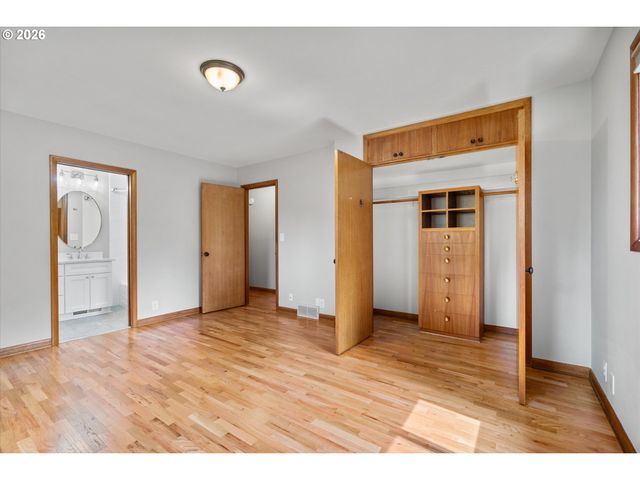 11345 Sw 92ND Ave, Portland, OR 97223