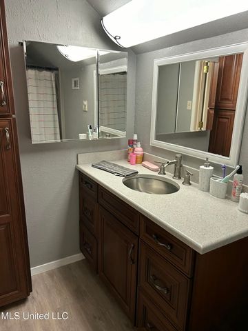 14008 Dundeewood Road, Biloxi, MS 39532