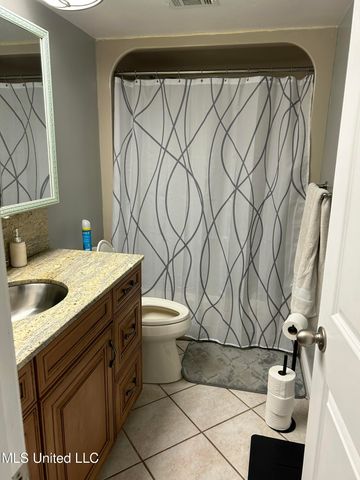 14008 Dundeewood Road, Biloxi, MS 39532