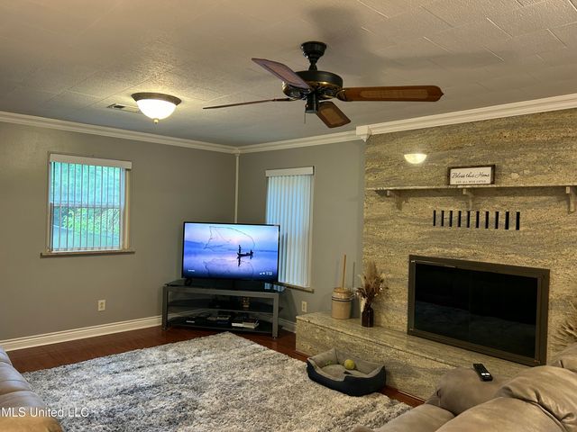 14008 Dundeewood Road, Biloxi, MS 39532