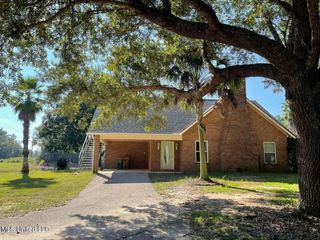 14008 Dundeewood Road, Biloxi, MS 39532