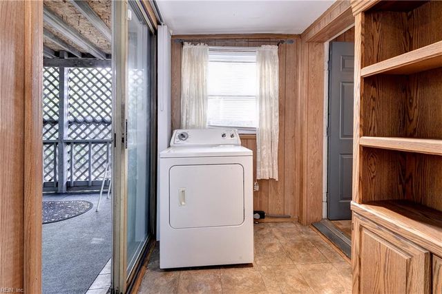 806 Pocahontas PL, Hampton, VA 23661