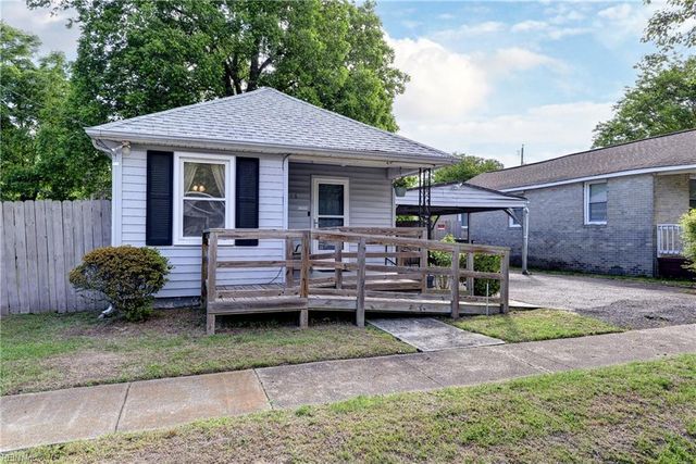 806 Pocahontas PL, Hampton, VA 23661