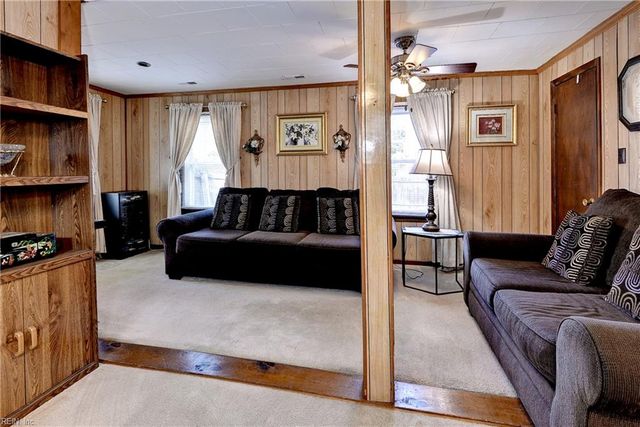 806 Pocahontas PL, Hampton, VA 23661