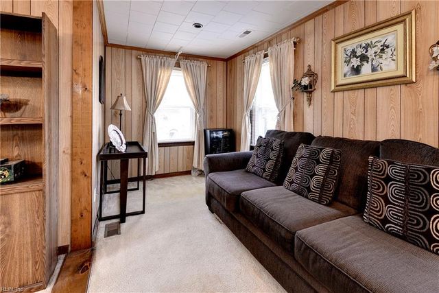 806 Pocahontas PL, Hampton, VA 23661