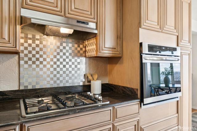 221 Cresta Vista Drive, San Francisco, CA 94127