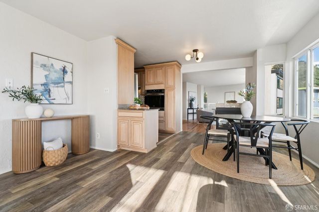 221 Cresta Vista Drive, San Francisco, CA 94127