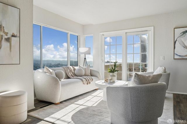 221 Cresta Vista Drive, San Francisco, CA 94127