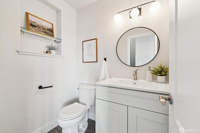 221 Cresta Vista Drive, San Francisco, CA 94127