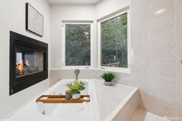 221 Cresta Vista Drive, San Francisco, CA 94127