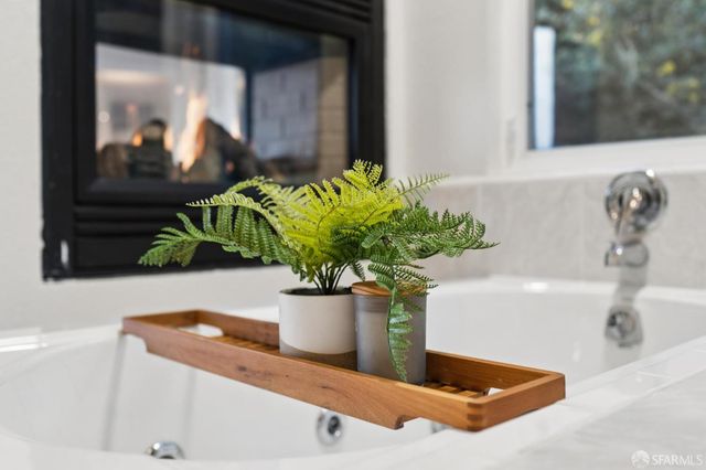 221 Cresta Vista Drive, San Francisco, CA 94127