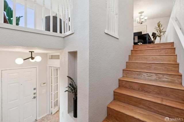 221 Cresta Vista Drive, San Francisco, CA 94127