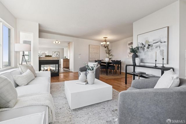 221 Cresta Vista Drive, San Francisco, CA 94127