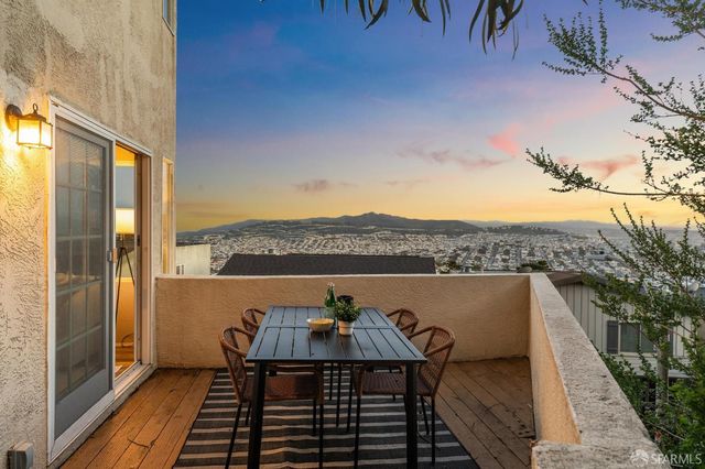 221 Cresta Vista Drive, San Francisco, CA 94127