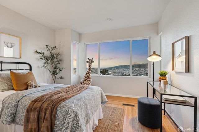 221 Cresta Vista Drive, San Francisco, CA 94127