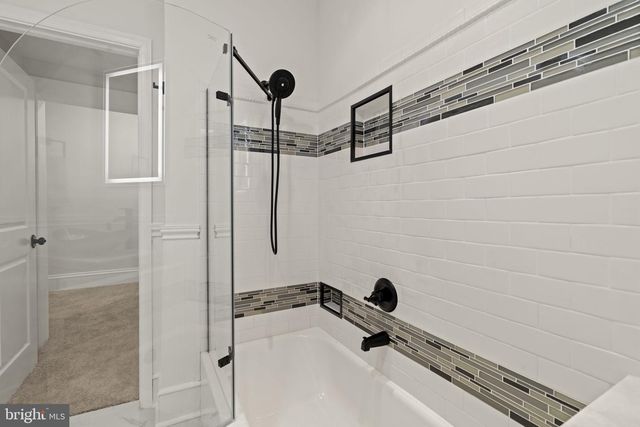 147 W HARVEY ST, Philadelphia, PA 19144