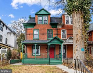 147 W HARVEY ST, Philadelphia, PA 19144
