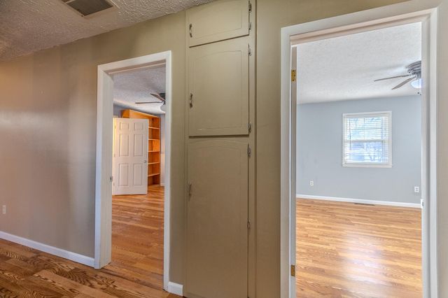 831 Burford Street, Marshfield, MO 65706