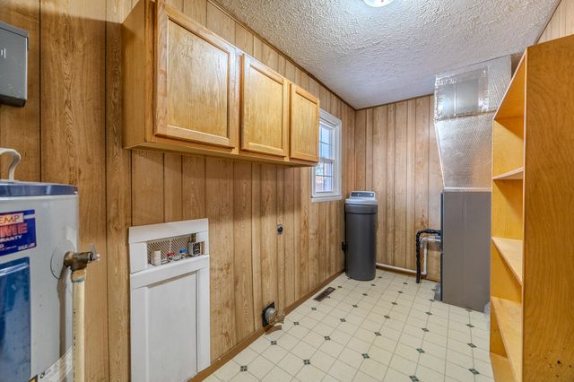 831 Burford Street, Marshfield, MO 65706