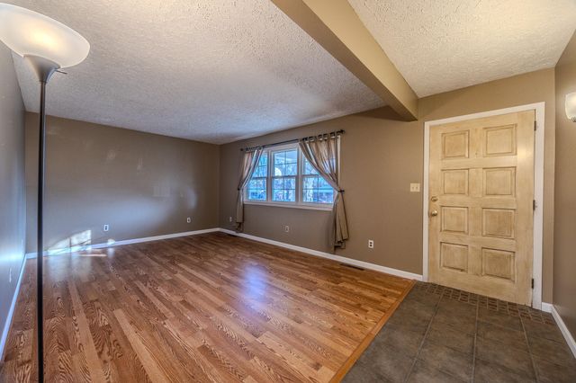 831 Burford Street, Marshfield, MO 65706