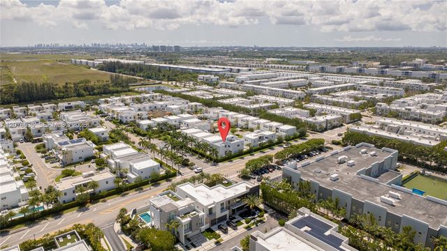 10381 NW 67th Terrace, Doral, FL 33178