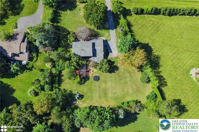 5832 Kernsville Road, North Whitehall Twp, PA 18069
