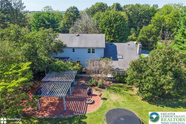 5832 Kernsville Road, North Whitehall Twp, PA 18069