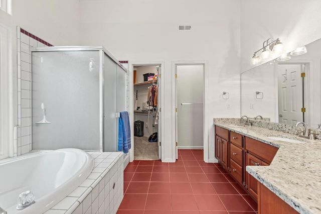 1090 Portola Valley Rd, Yuba City, CA 95993