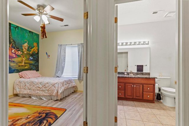 1090 Portola Valley Rd, Yuba City, CA 95993