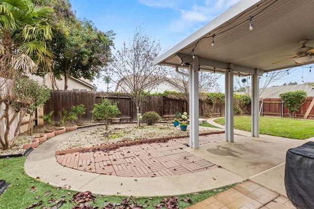 1090 Portola Valley Rd, Yuba City, CA 95993