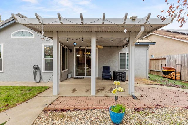 1090 Portola Valley Rd, Yuba City, CA 95993