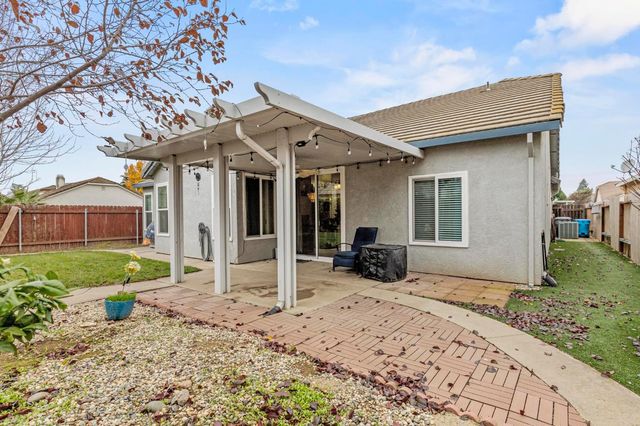 1090 Portola Valley Rd, Yuba City, CA 95993