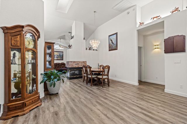 1090 Portola Valley Rd, Yuba City, CA 95993