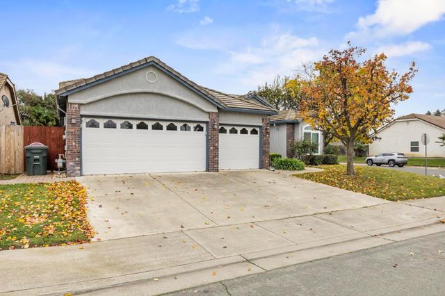 1090 Portola Valley Rd, Yuba City, CA 95993