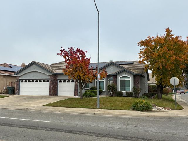 1090 Portola Valley Rd, Yuba City, CA 95993