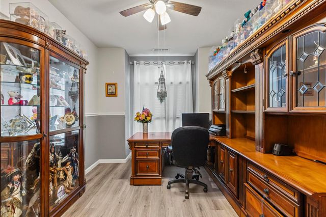 1090 Portola Valley Rd, Yuba City, CA 95993