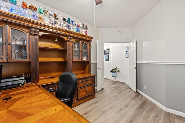 1090 Portola Valley Rd, Yuba City, CA 95993