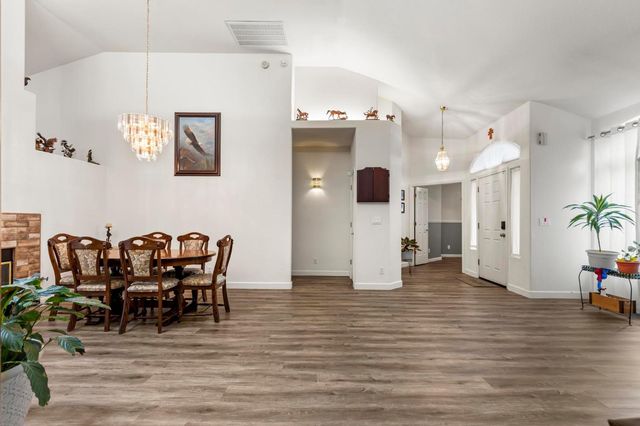 1090 Portola Valley Rd, Yuba City, CA 95993