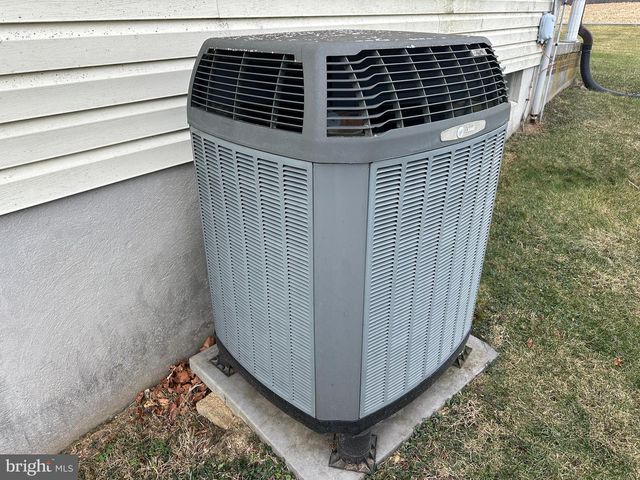 12103 ITNYRE RD, Smithsburg, MD 21783