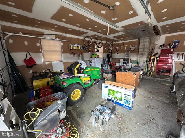 12103 ITNYRE RD, Smithsburg, MD 21783