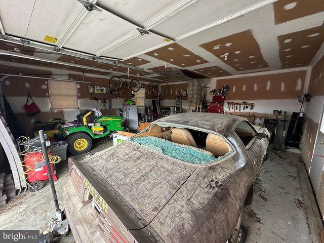 12103 ITNYRE RD, Smithsburg, MD 21783